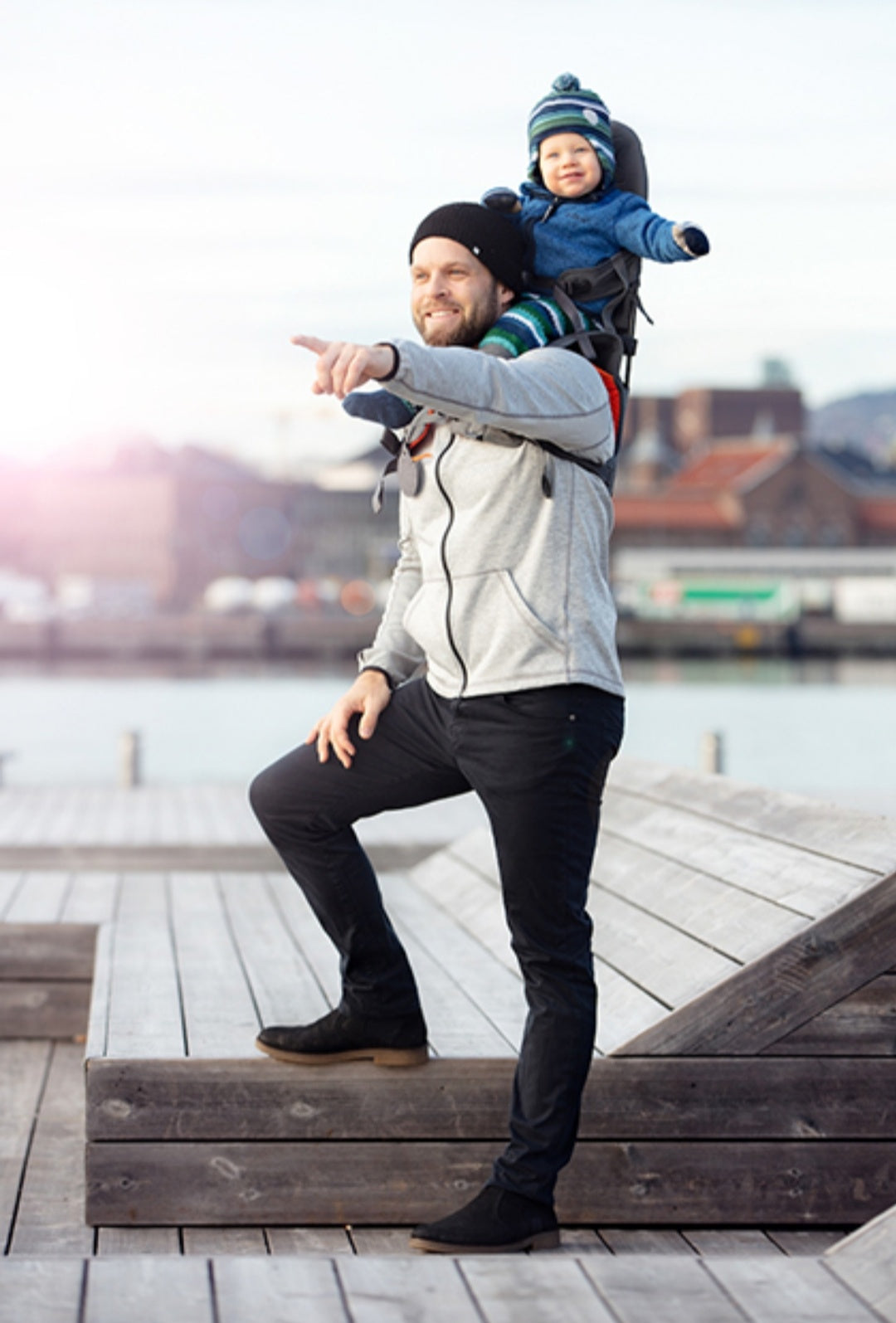 MiniMeis G4 Baby and child shoulder carrier