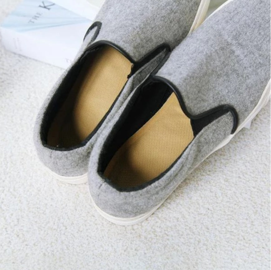 Self-heating Insole